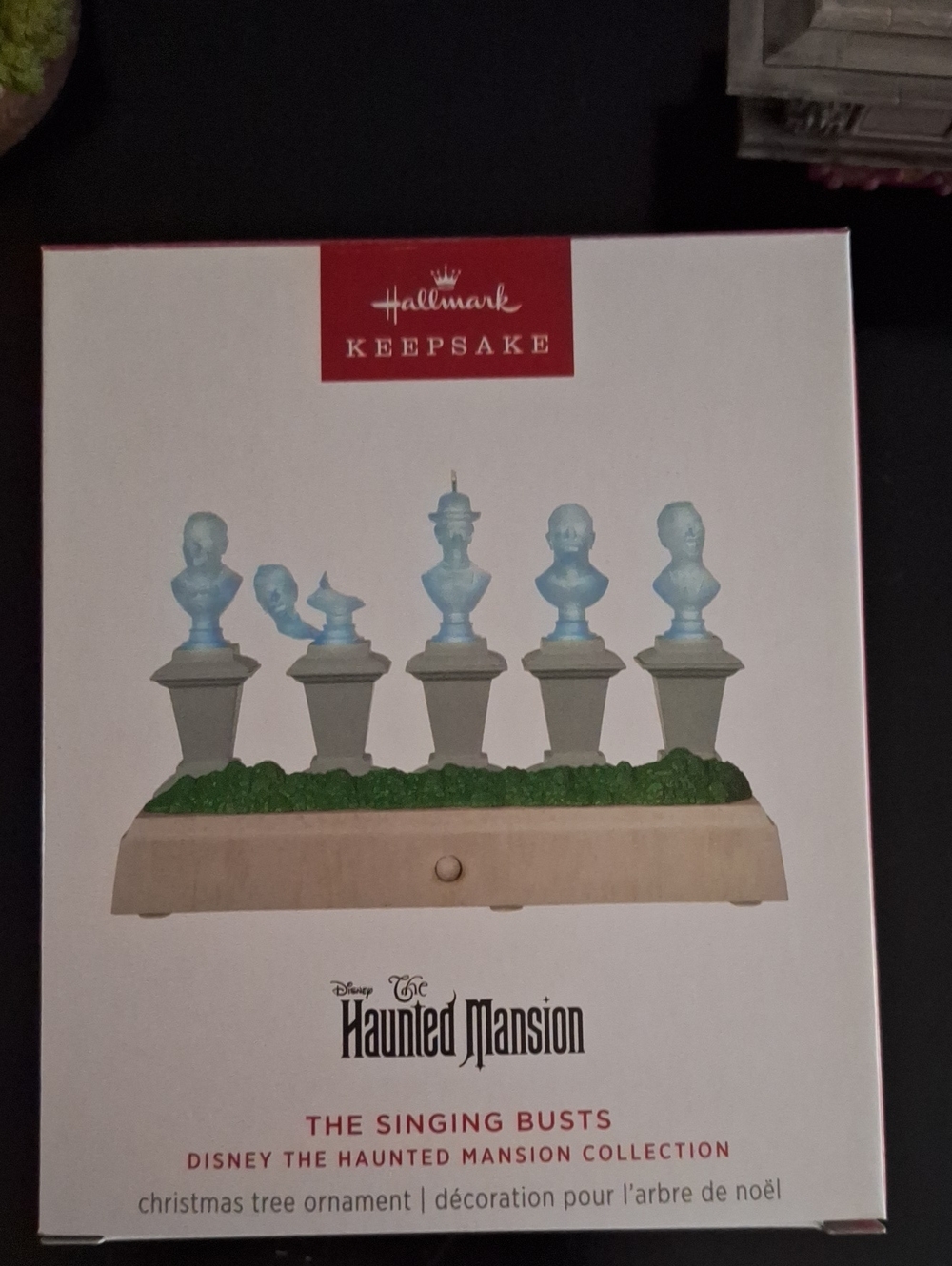 Hallmark Haunted Mansion Singing Busts Ornament New In Box